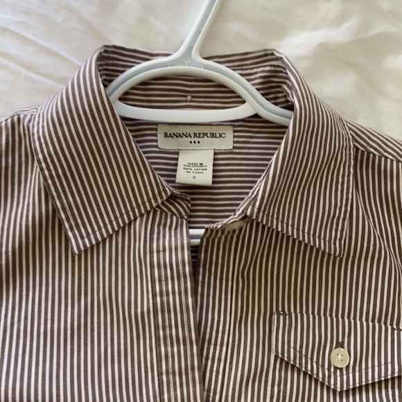 Banana Republic tailored tee - Picture 2 of 4